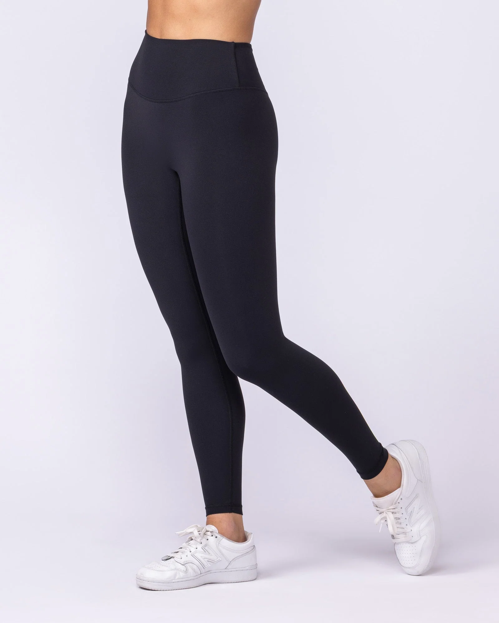 Aura Back Pocket Ankle Length Leggings - Black - Image 3