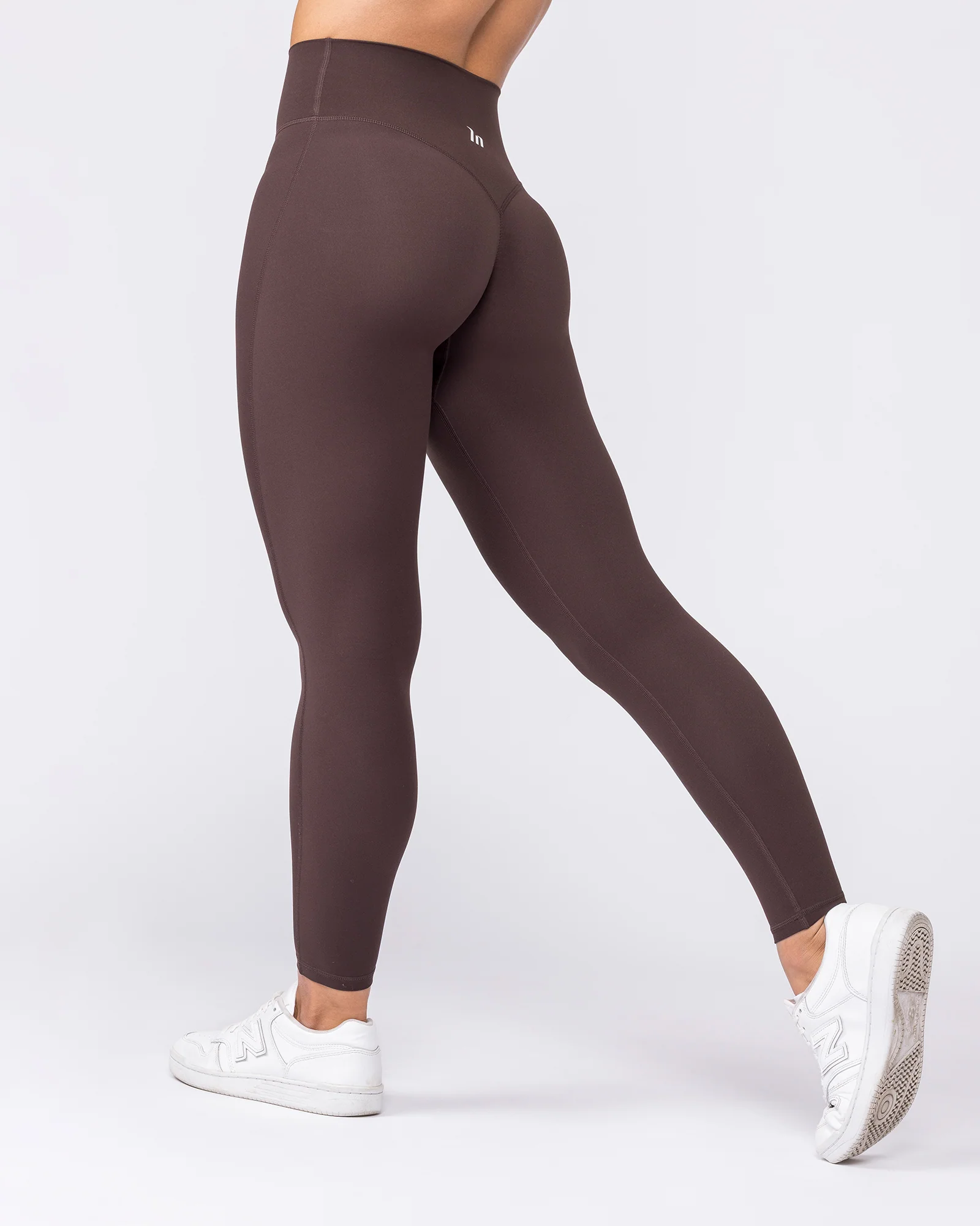 Aura Peachy Invisible Scrunch Ankle Leggings - Cocoa - Image 5