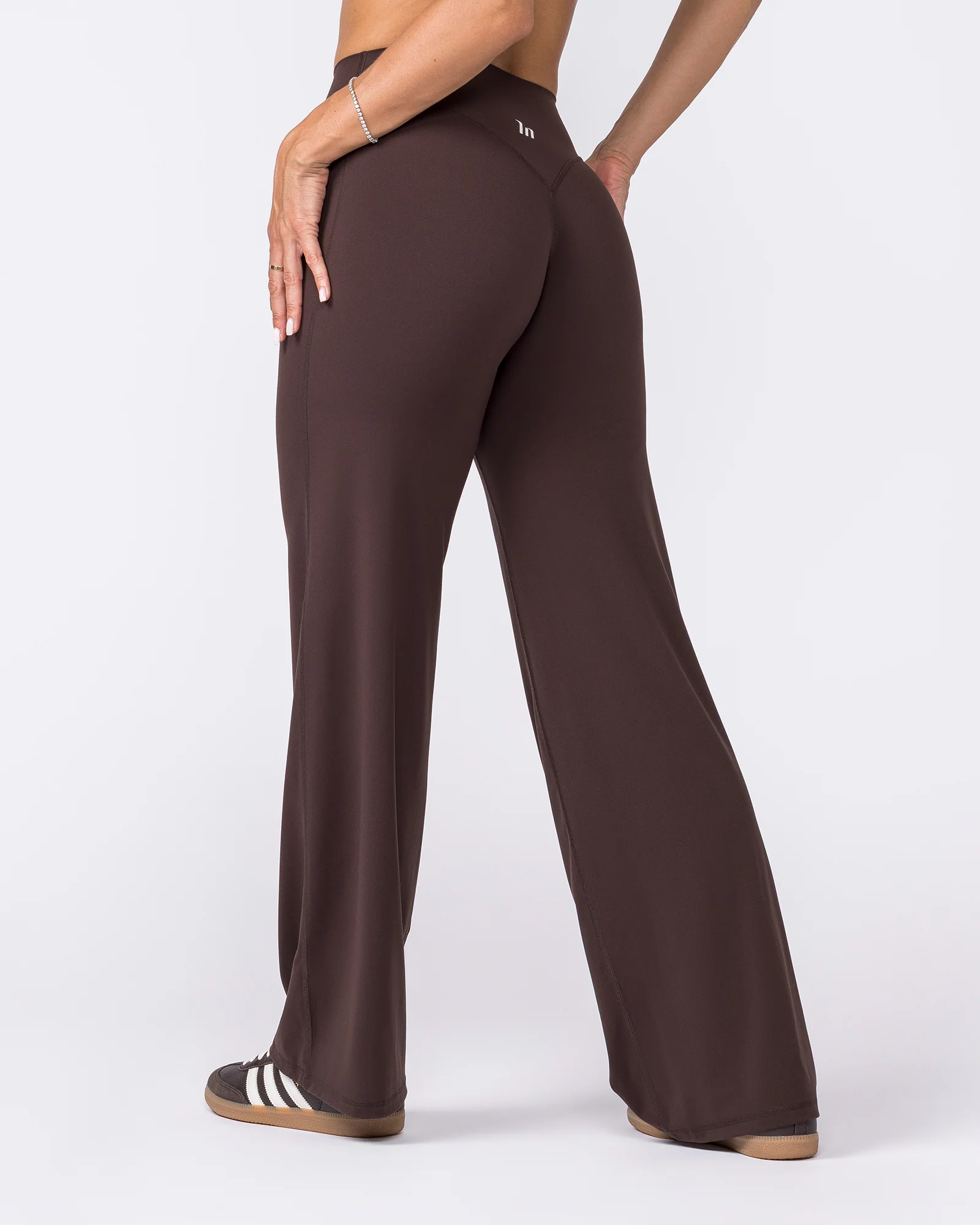 Aura Straight Leggings - Cocoa - Image 2