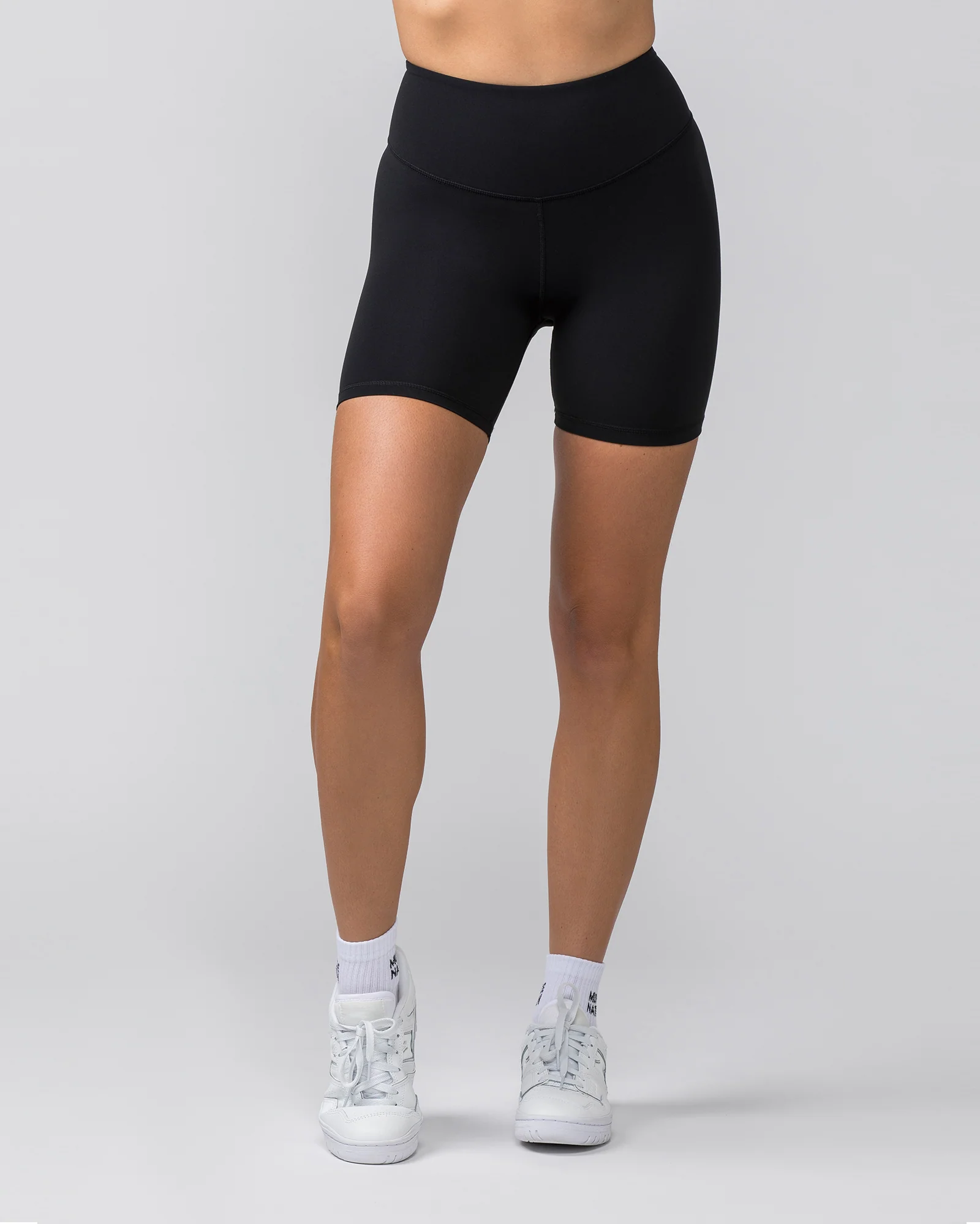 Contour Aura Bike Shorts - Black - Image 2