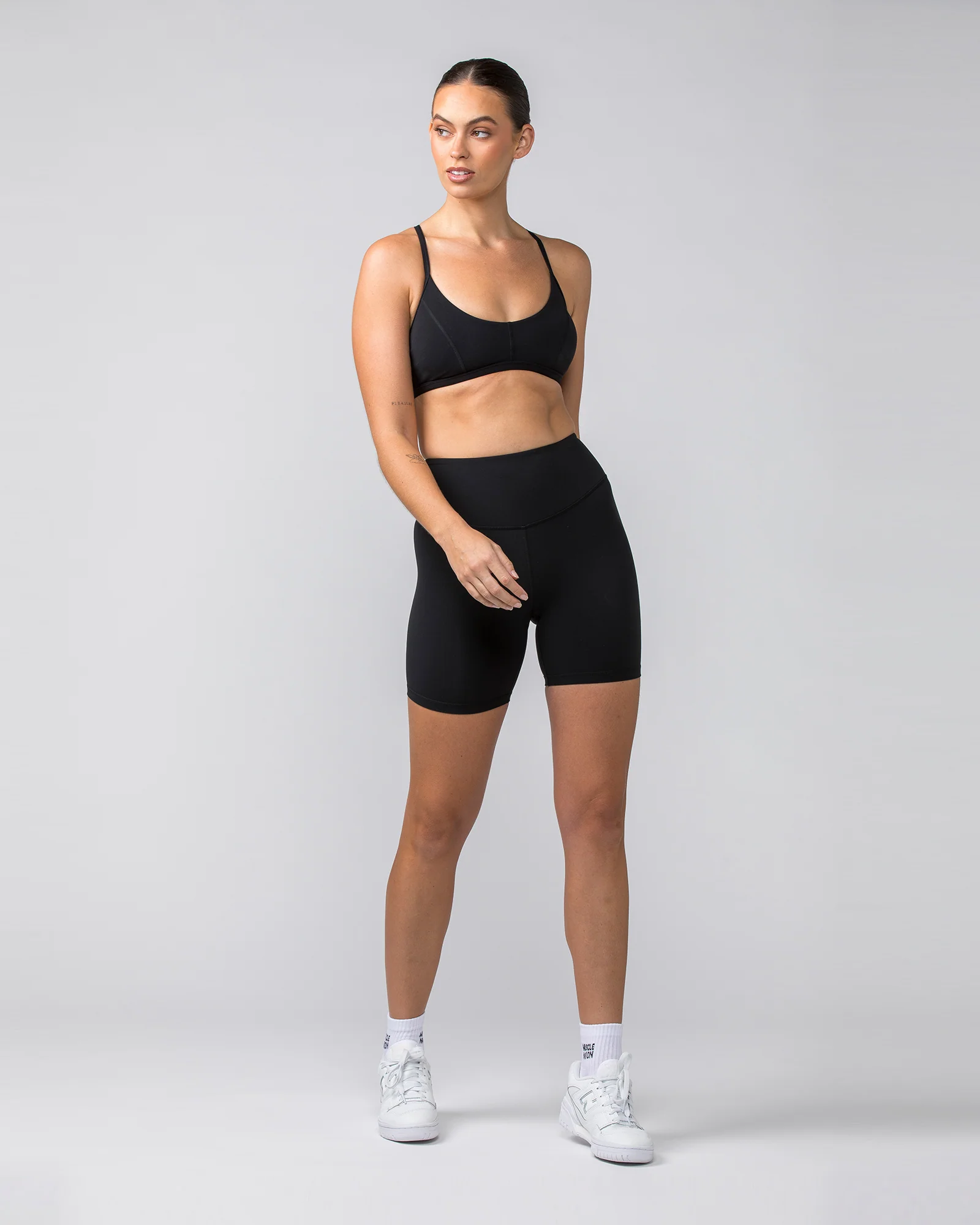 Contour Aura Bike Shorts - Black - Image 6