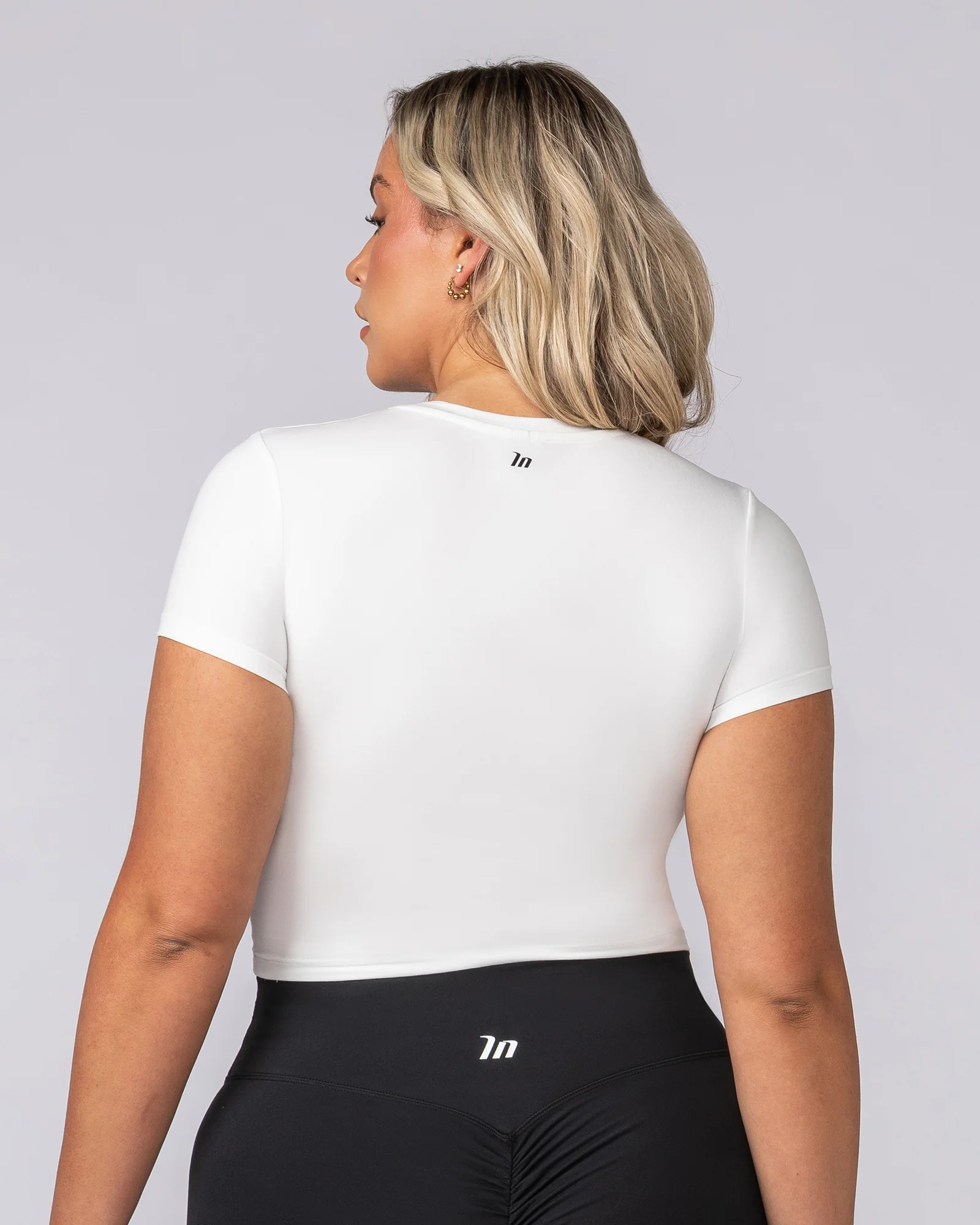 Essential Cropped Tee - Milk - Image 4
