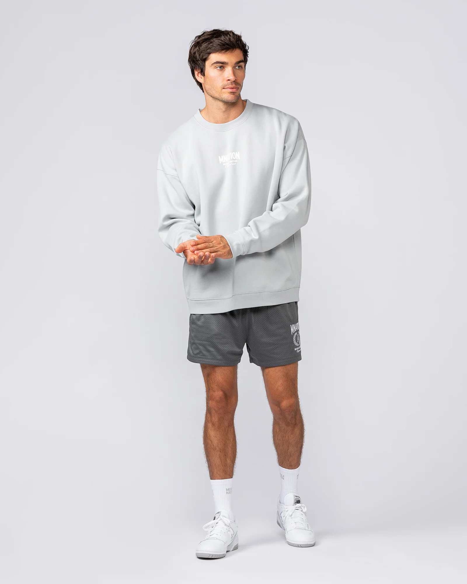 Heritage Crew Pullover - Light Grey - Image 5