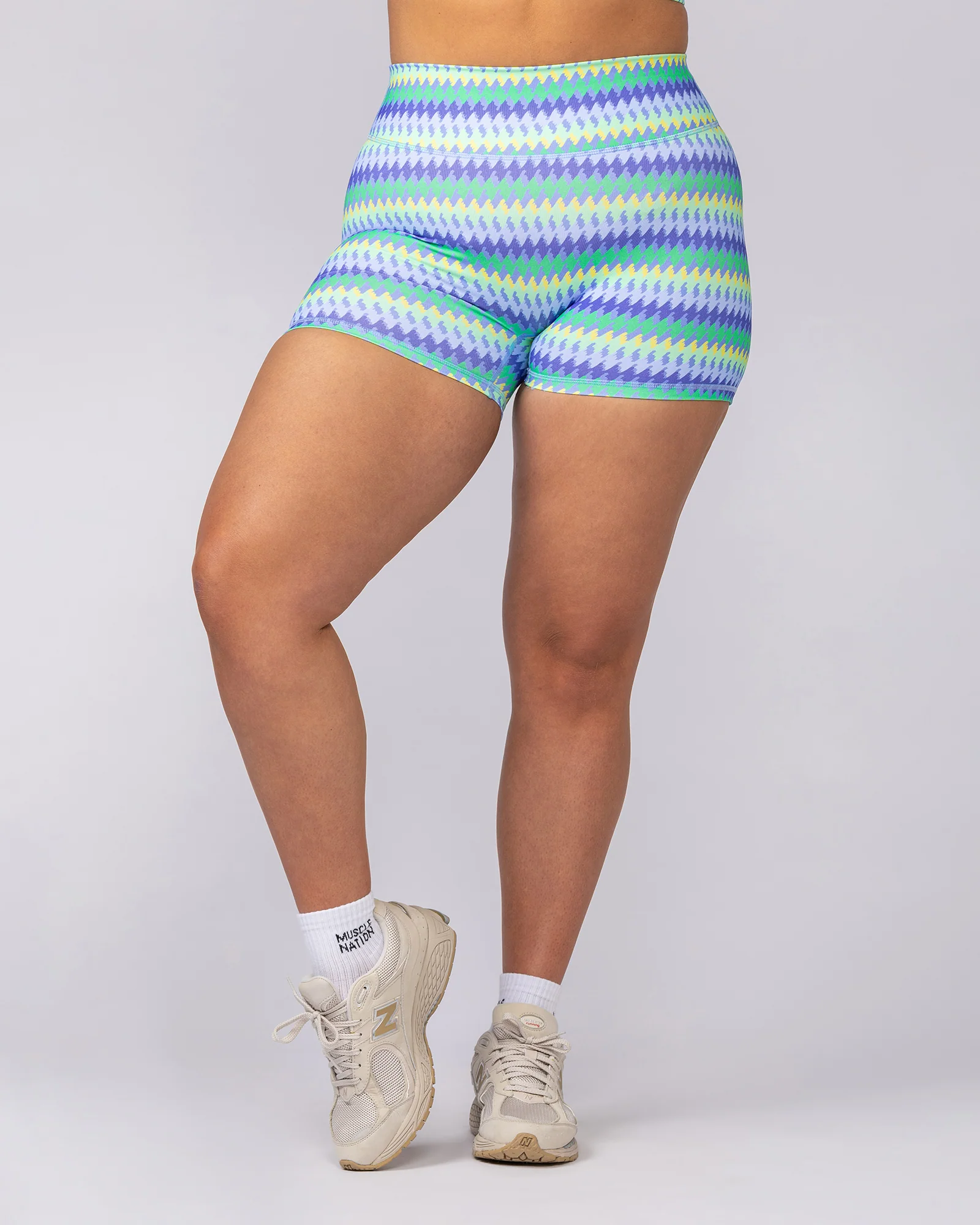 Instinct Scrunch Midway Shorts - Blue Fiesta Print - Image 2