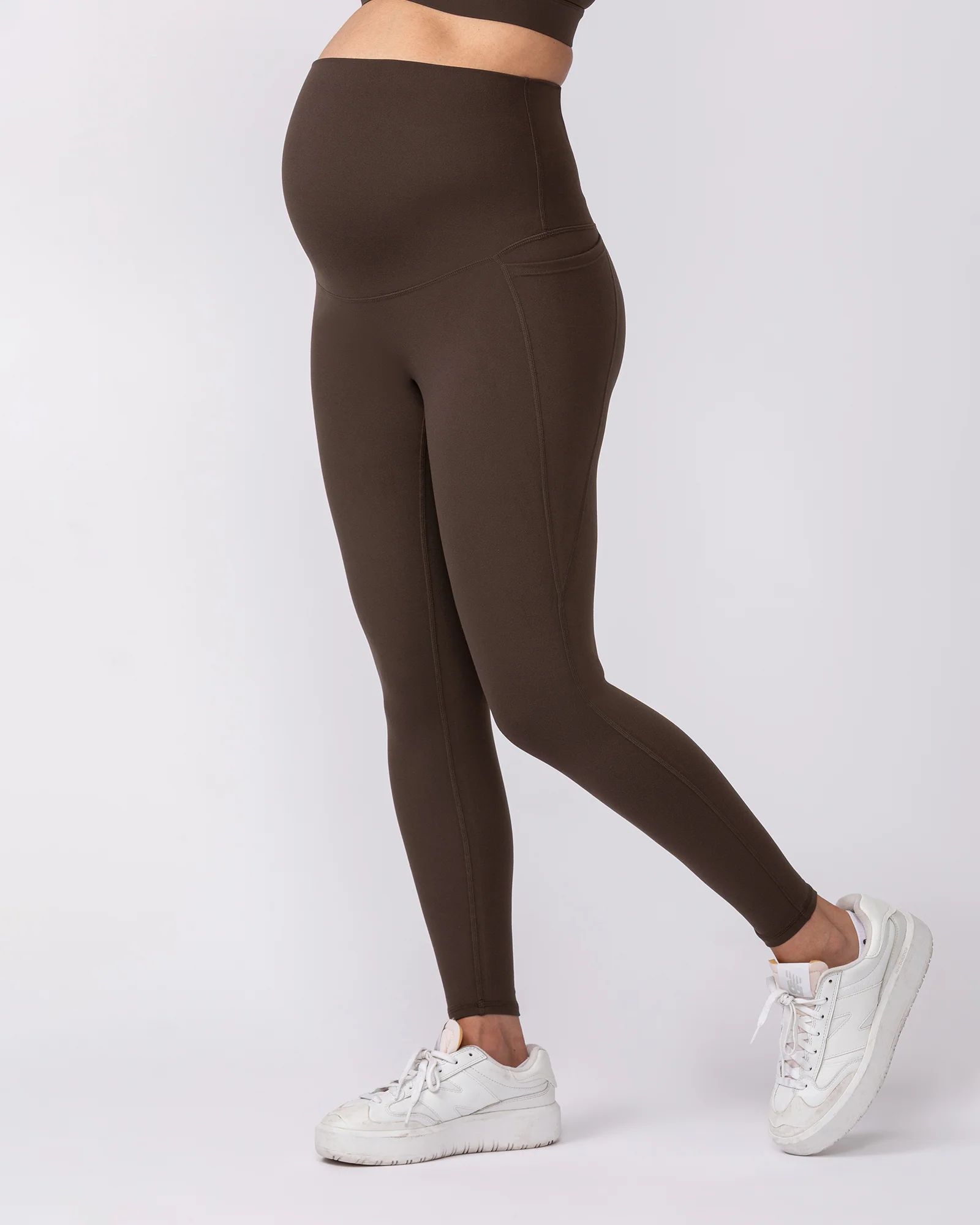 Maternity Everyday Pocket Leggings - Deep Brown - Image 3