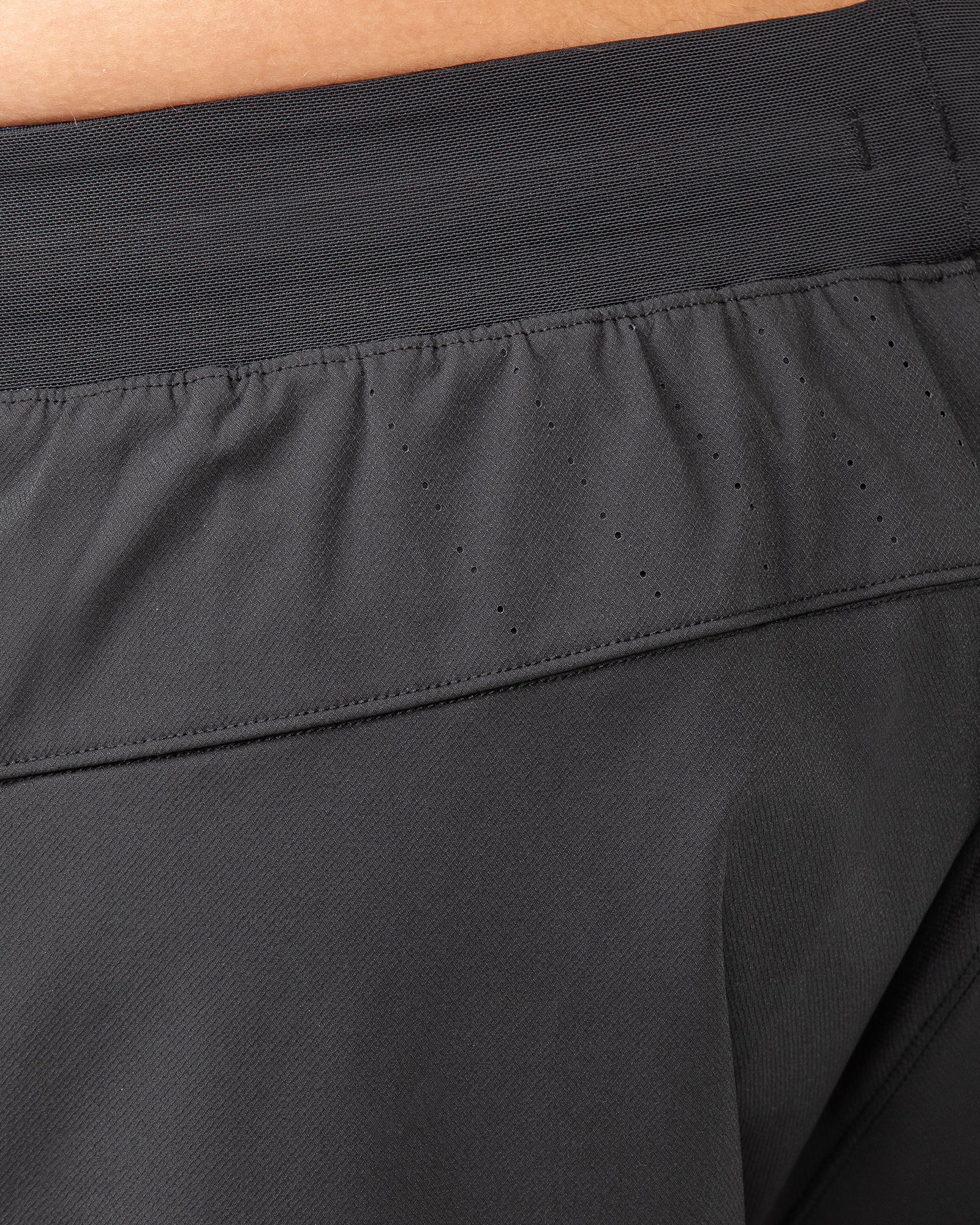 On Repeat Training 5" Shorts - Black - Image 6
