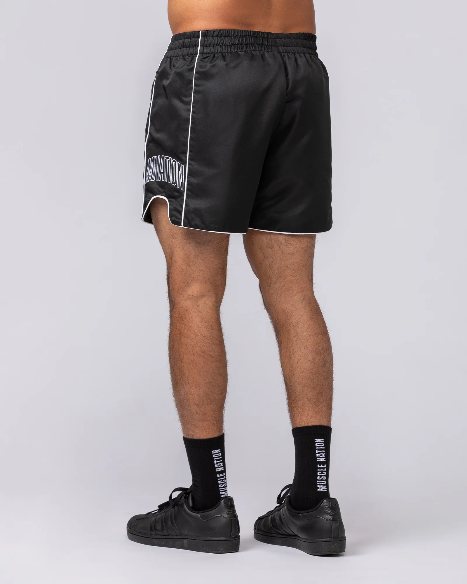 Round House 5" Shorts - Black - Image 4