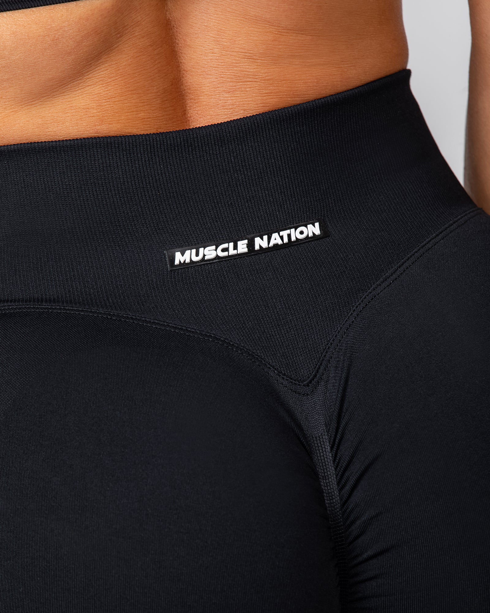 Sculpt Seamless Midway Shorts - Black - Image 6