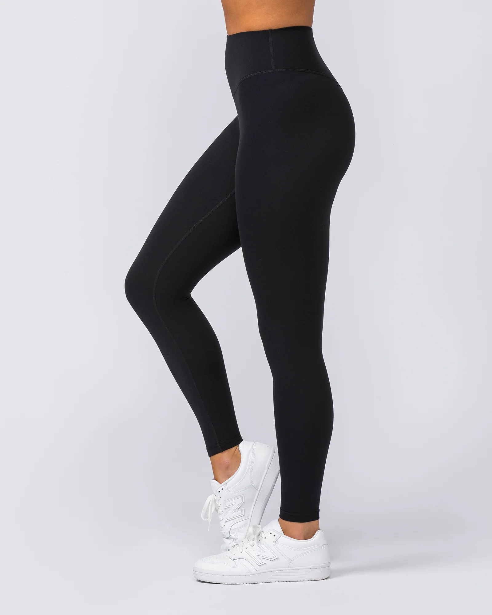 Ultra Aura Ankle Length Leggings - Black - Image 4