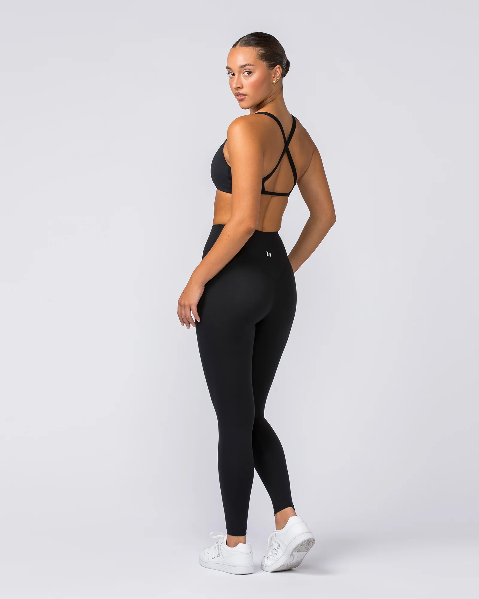 Ultra Aura Ankle Length Leggings - Black - Image 6