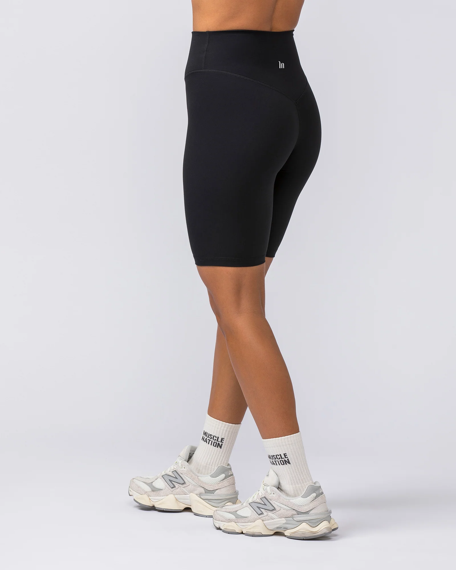 Ultra Aura Referee Shorts - Black - Image 5