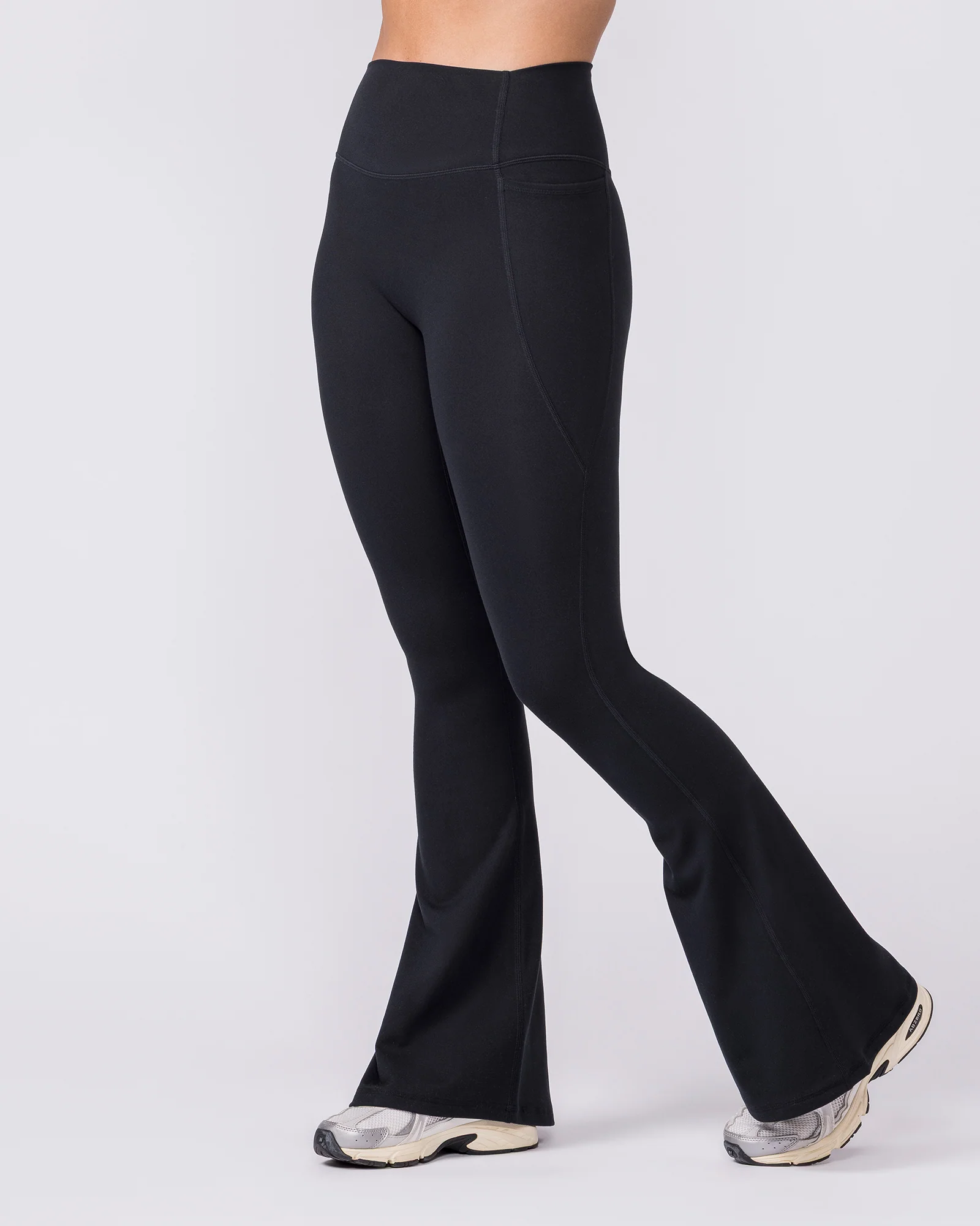 Zero Rise Everyday Pocket Flare Leggings - Black - Image 2