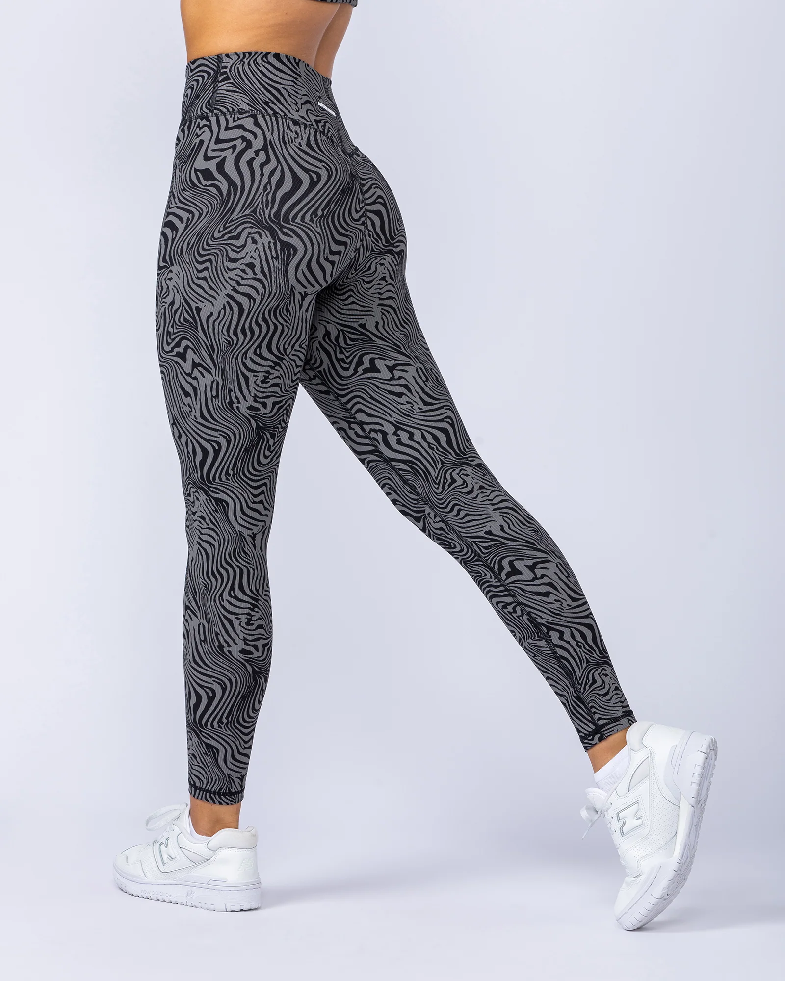 Zero Rise Rib Ankle Length Leggings - Black Zebra - Image 4